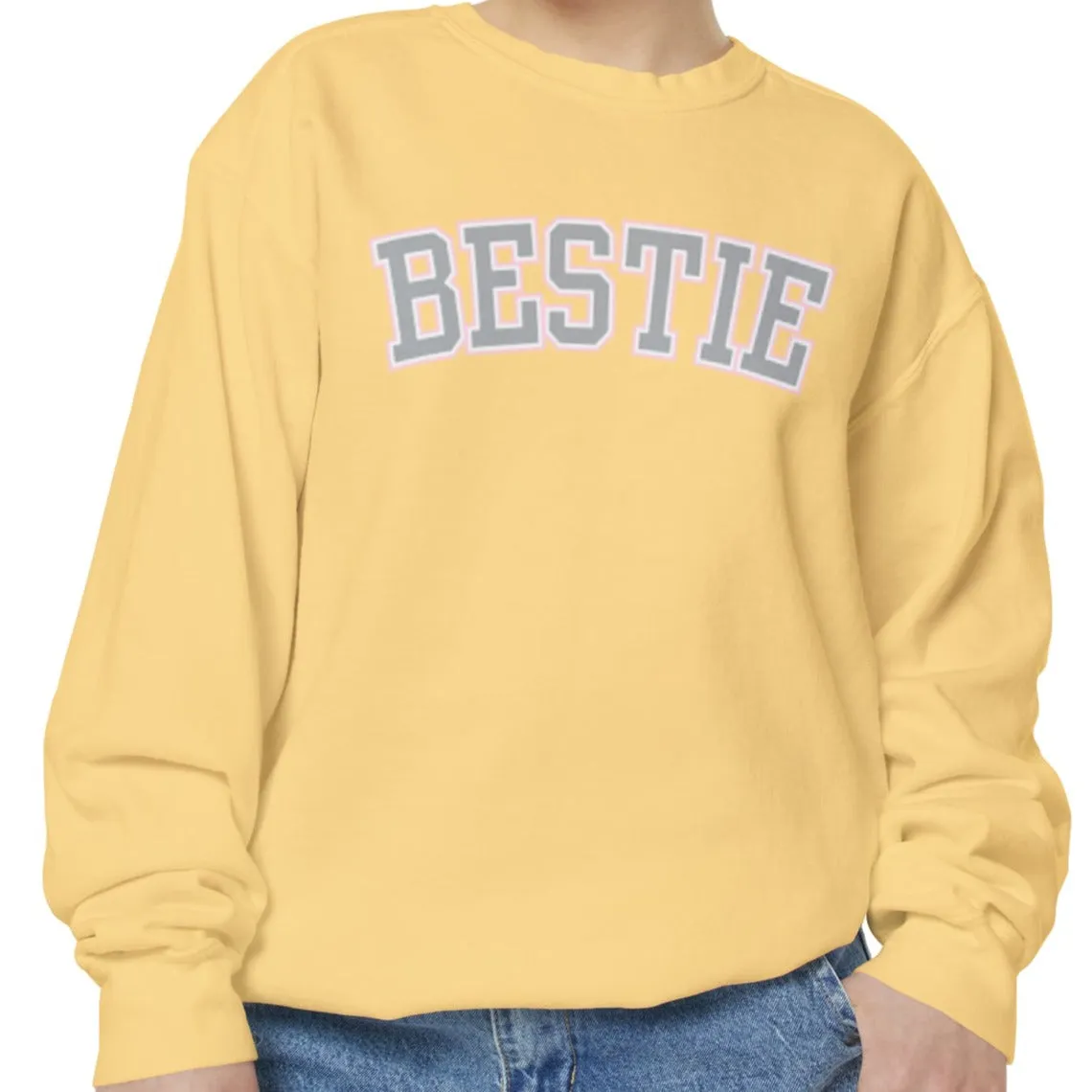 Bestie Bliss Women's Comfort Colors Sweatshirt