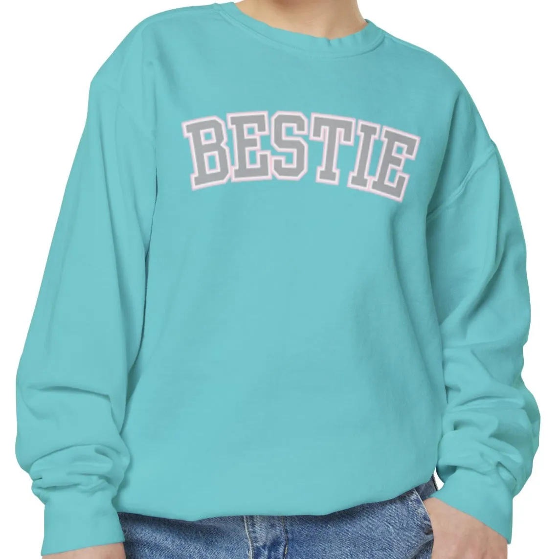 Bestie Bliss Women's Comfort Colors Sweatshirt