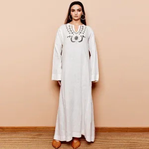 RISING MOON ON WHITE AMAL